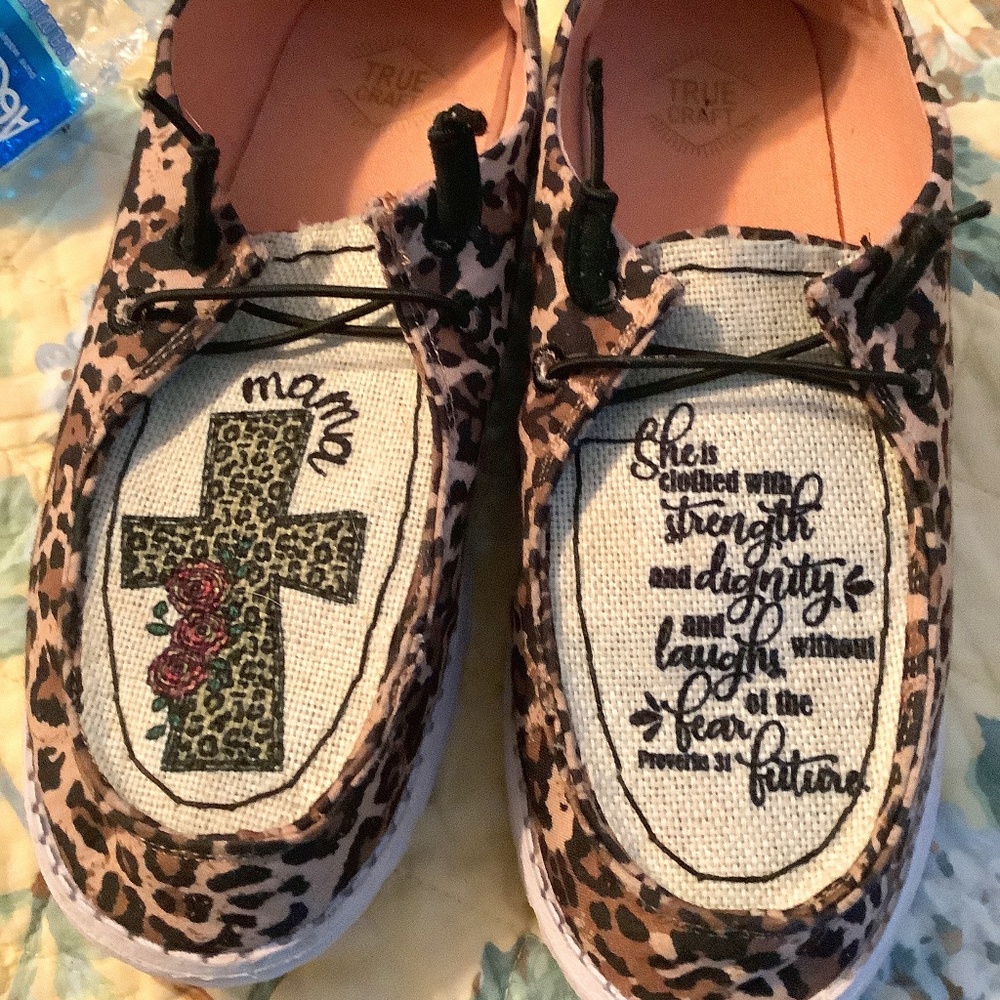 Custom shoes